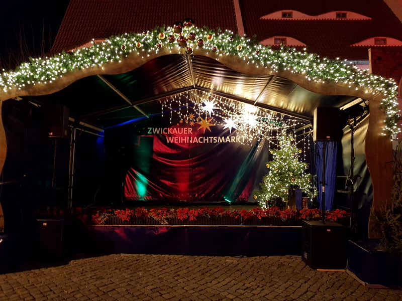 Der neue Zwickauer Weihnachtsmarkt im Domhof